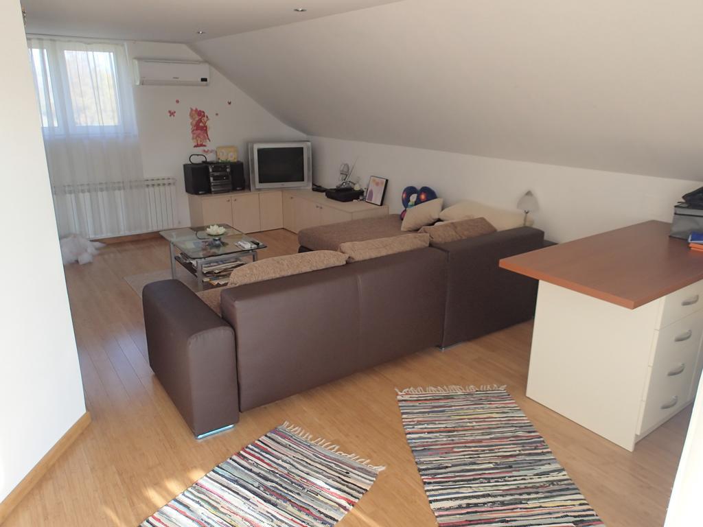 Holiday Home Dora Zabok Quarto foto