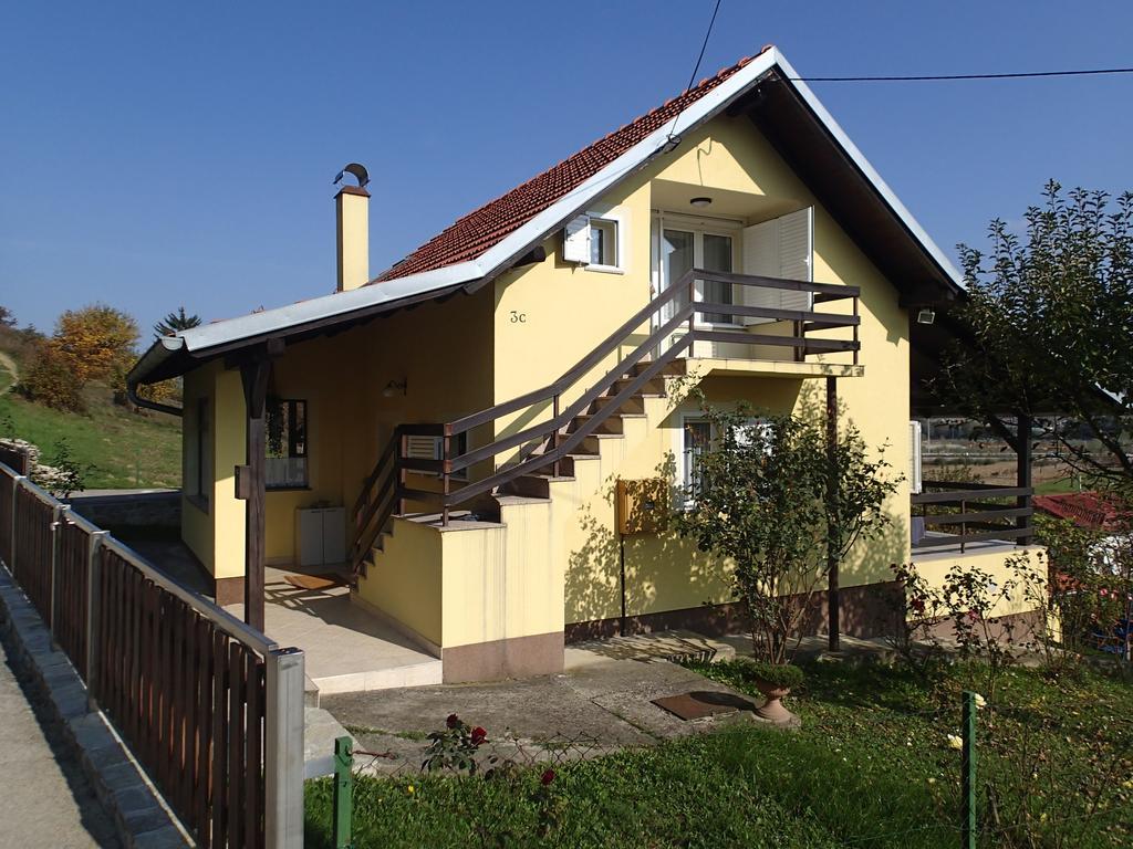 Holiday Home Dora Zabok Quarto foto